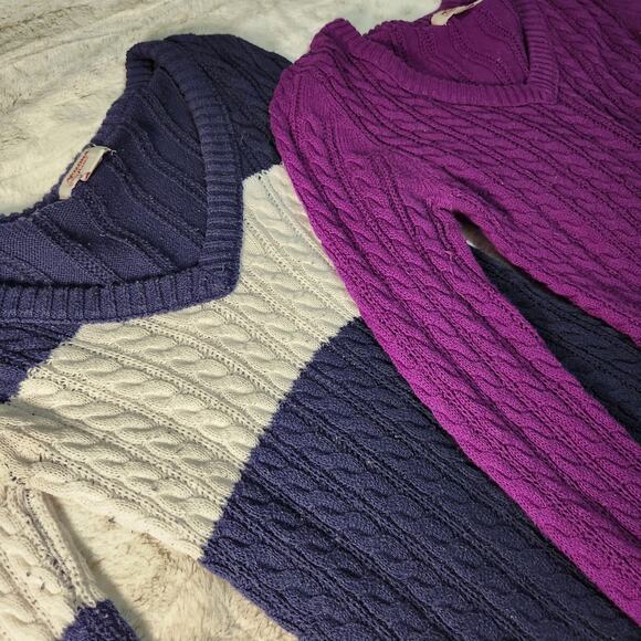 ARIZONA JEAN CO Super Stretchy Cable Knit V-Neck Sweater Bundle of 2 Size S - Picture 8 of 8